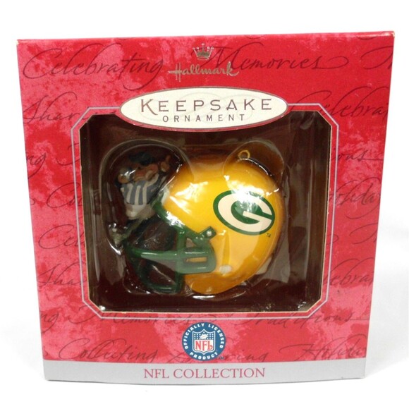 Vintage 1998 Hallmark Keepsake Green Bay Packers NFL Collection Helmet Ornament - Picture 1 of 4
